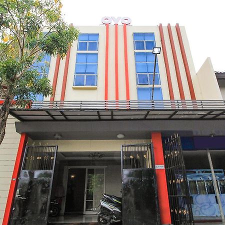 Super Oyo Capital O 175 K-60 Residence Surabaia Exterior foto