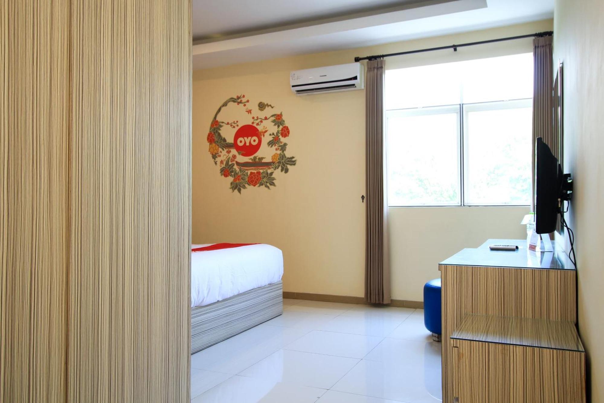 Super Oyo Capital O 175 K-60 Residence Surabaia Exterior foto