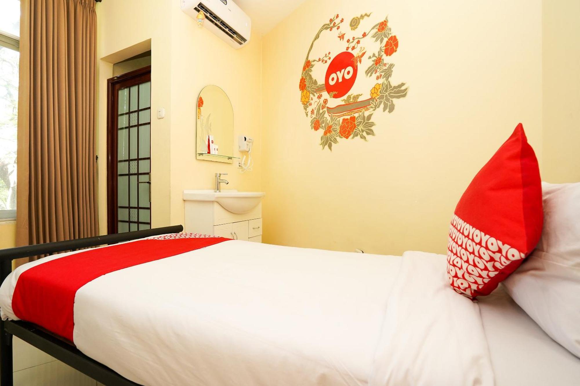 Super Oyo Capital O 175 K-60 Residence Surabaia Exterior foto