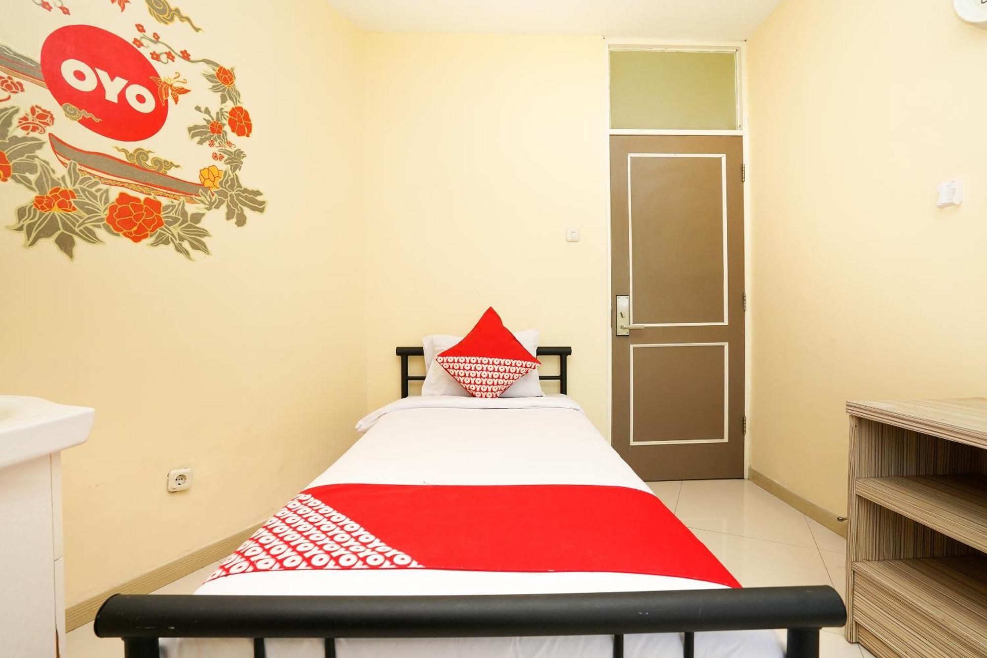 Super Oyo Capital O 175 K-60 Residence Surabaia Exterior foto