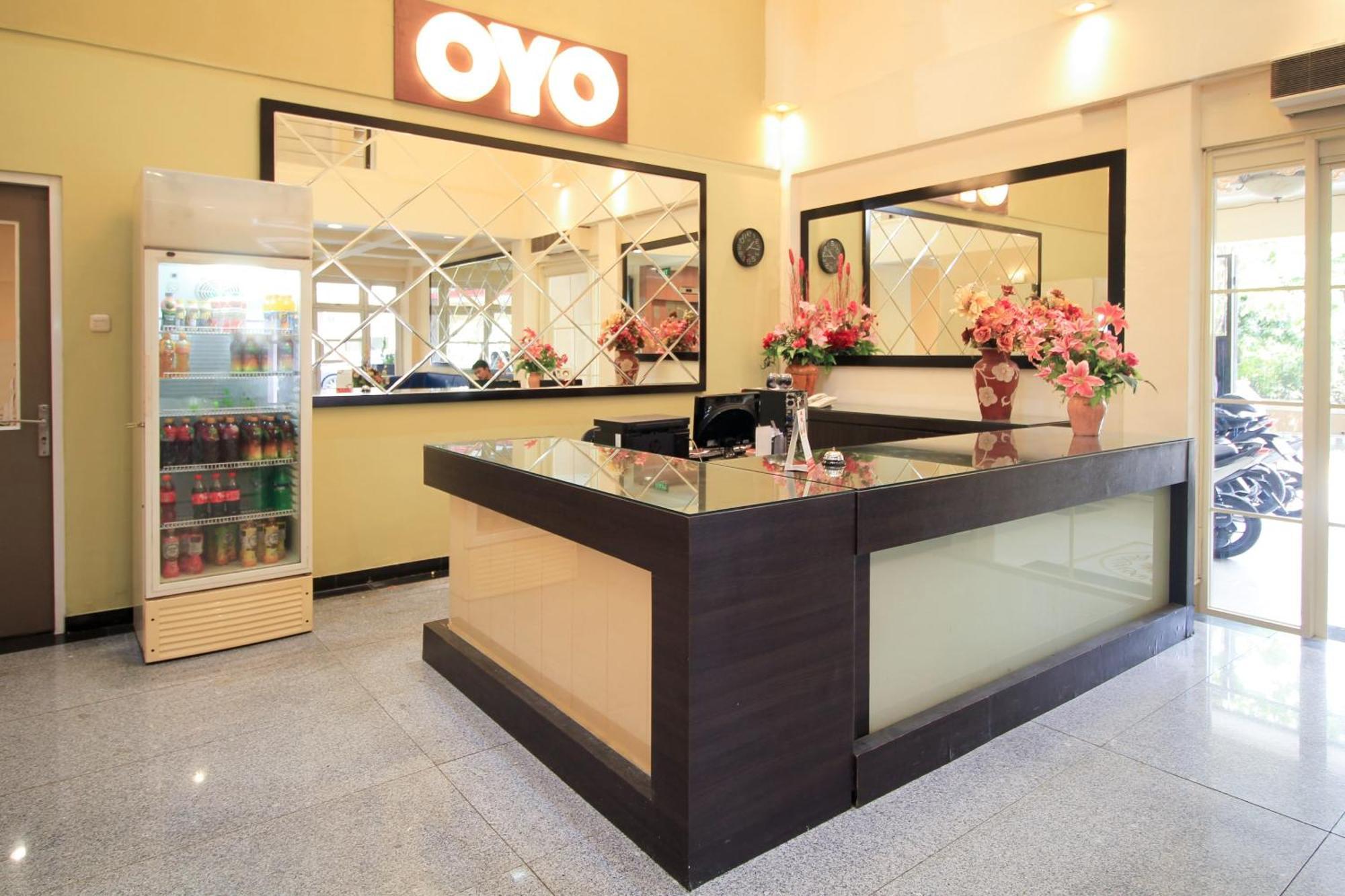 Super Oyo Capital O 175 K-60 Residence Surabaia Exterior foto